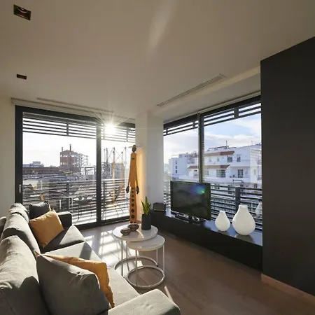 Ma Maison Nο 4, Downtown Loft , Short Walk To Acropolis, Ultra High Speed Internet 500 Mbps, Parking Upon Request, 1' From Metro Station