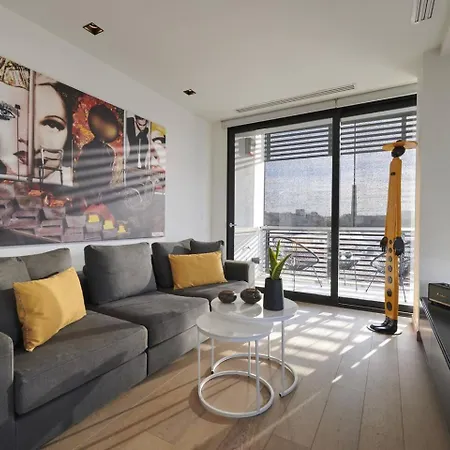 Ma Maison Nο 4, Downtown Loft , Short Walk To Acropolis, Ultra High Speed Internet 500 Mbps, Parking Upon Request, 1' From Metro Station דירה *